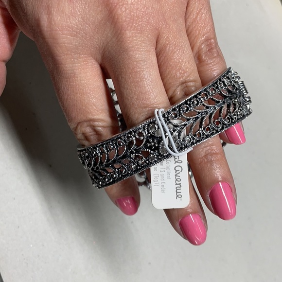 Cuff Bracelet - Picture 3 of 5